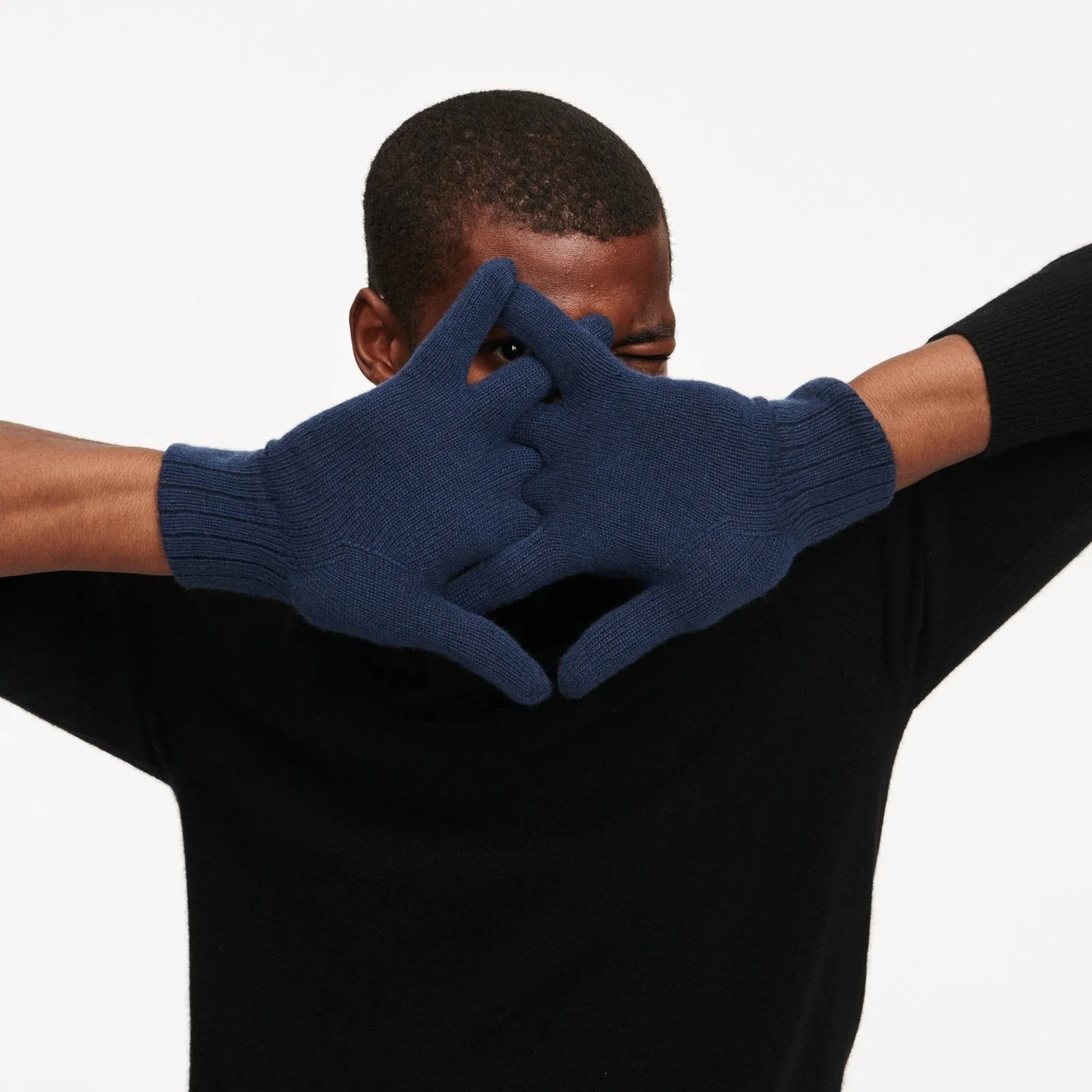 Signature Cashmere Gloves