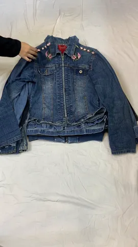 Y2K Nostalgia: Must-Have Guess Denim Jackets (GRV-10-225)